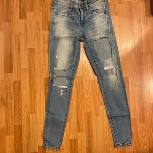 American Eagle Distressed Jeans
